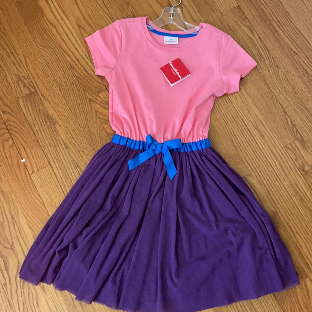 NWT - Hanna Andersson dress. size 140